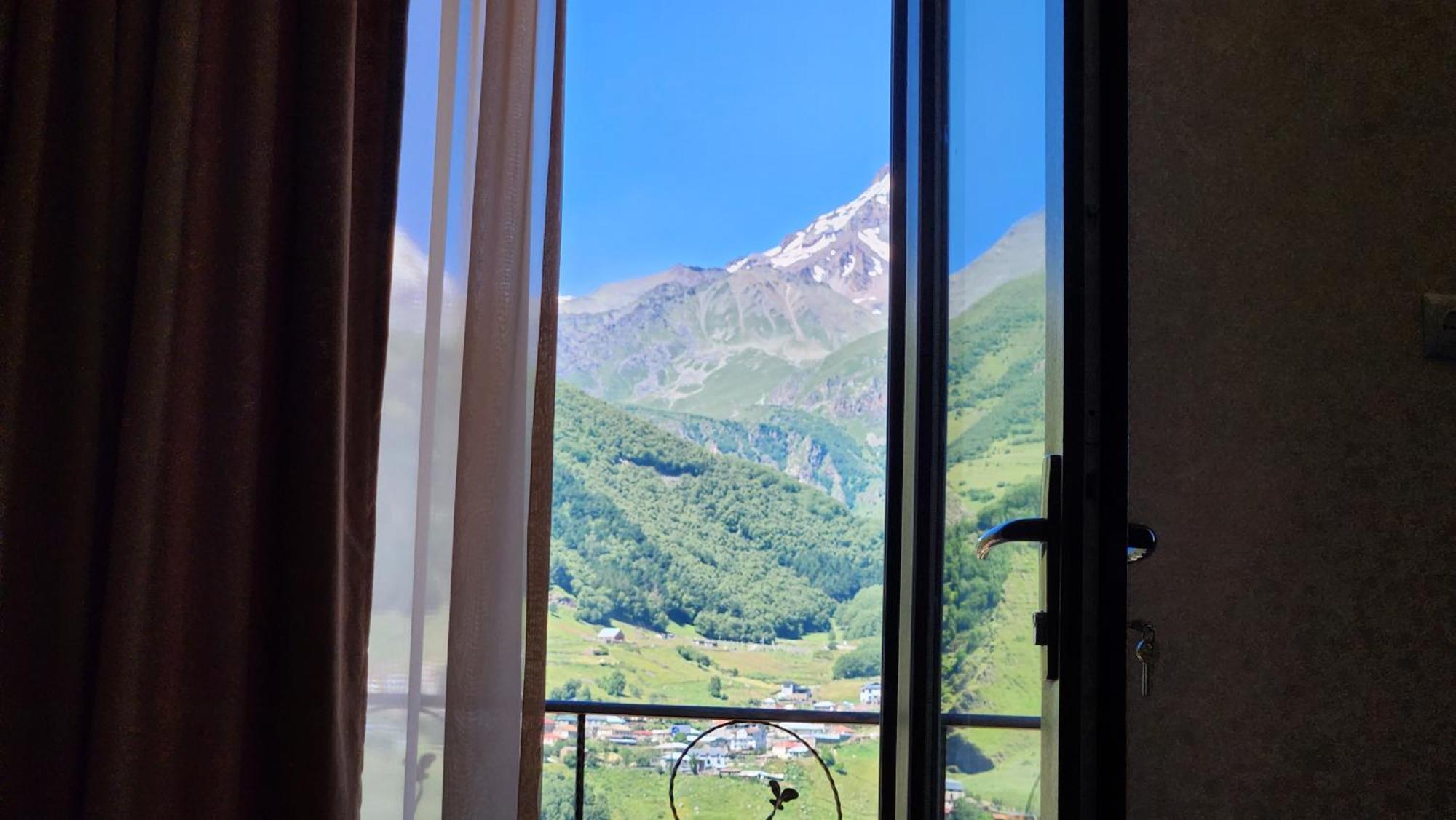 Hotel Toliketi Kazbegi Cameră foto
