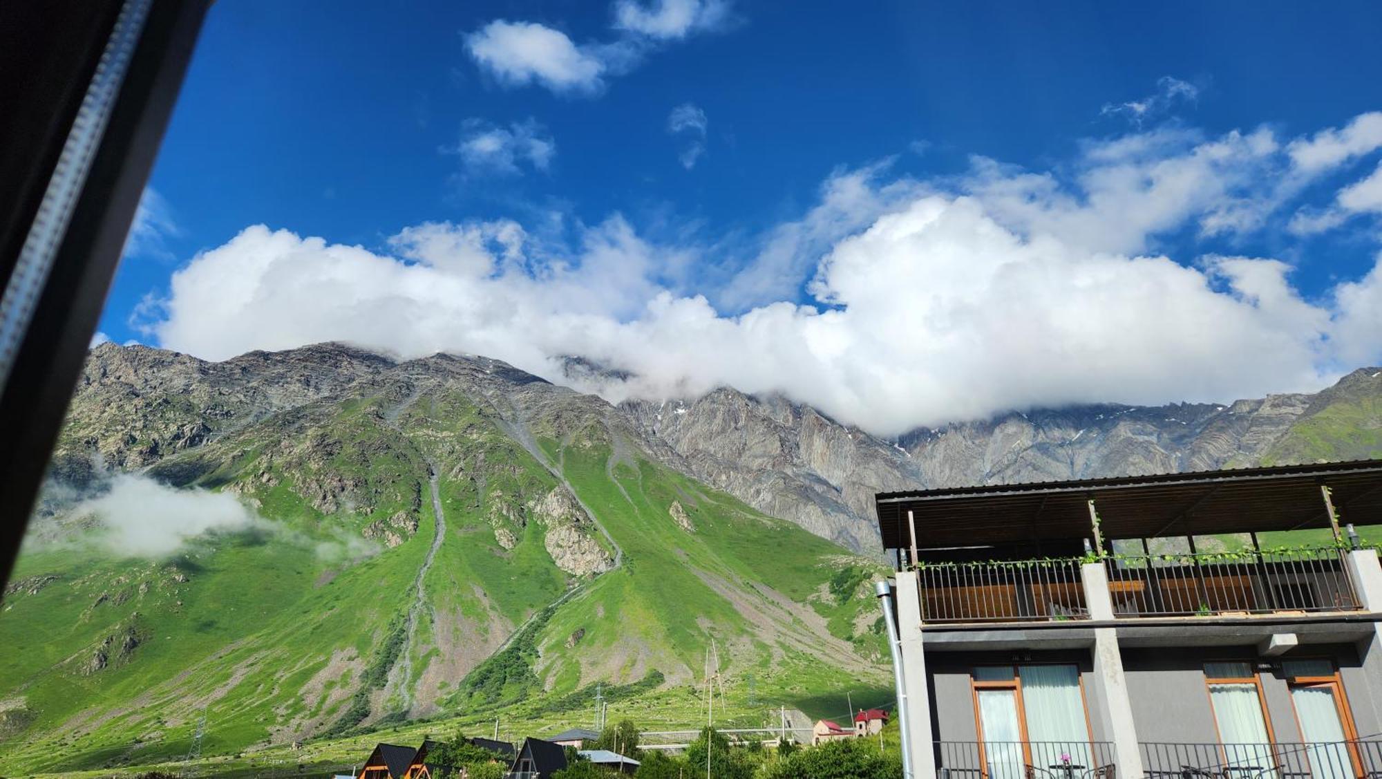 Hotel Toliketi Kazbegi Cameră foto