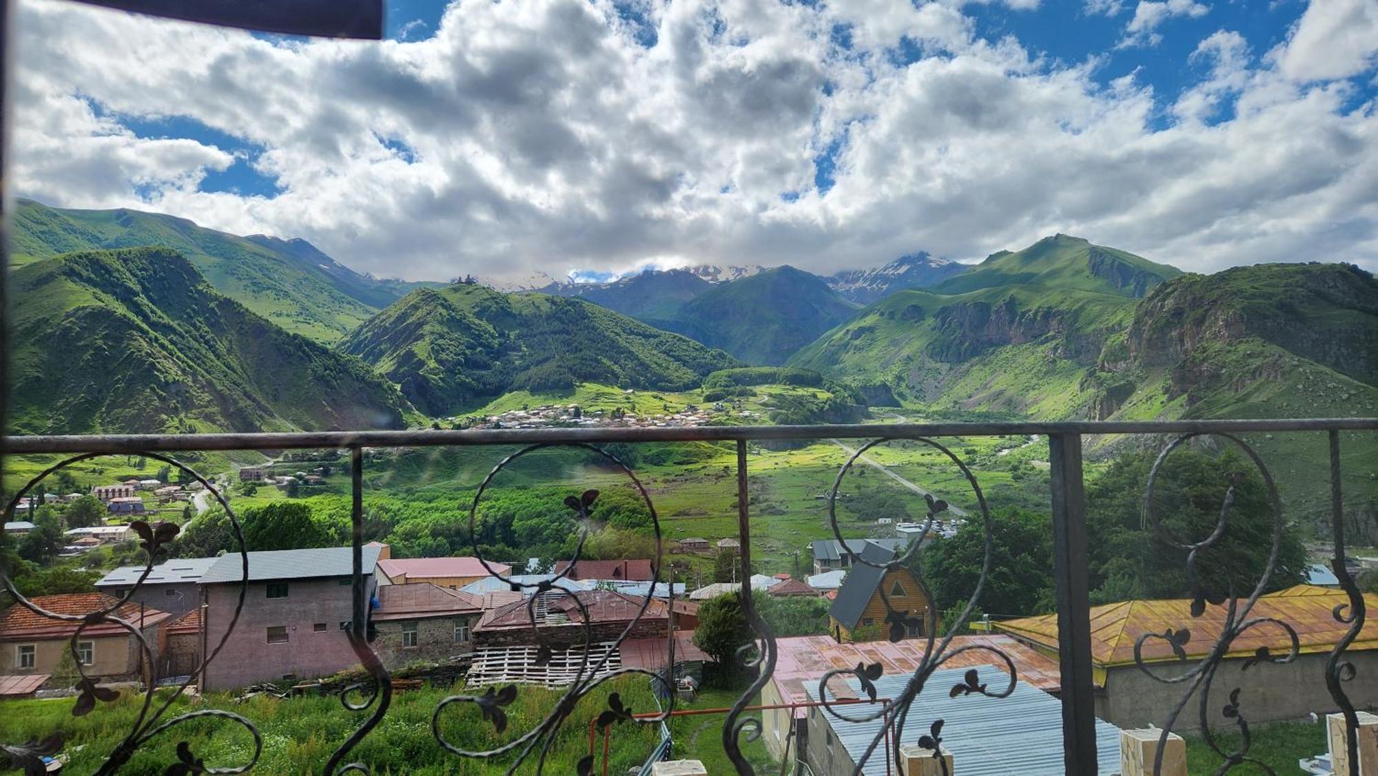 Hotel Toliketi Kazbegi Exterior foto