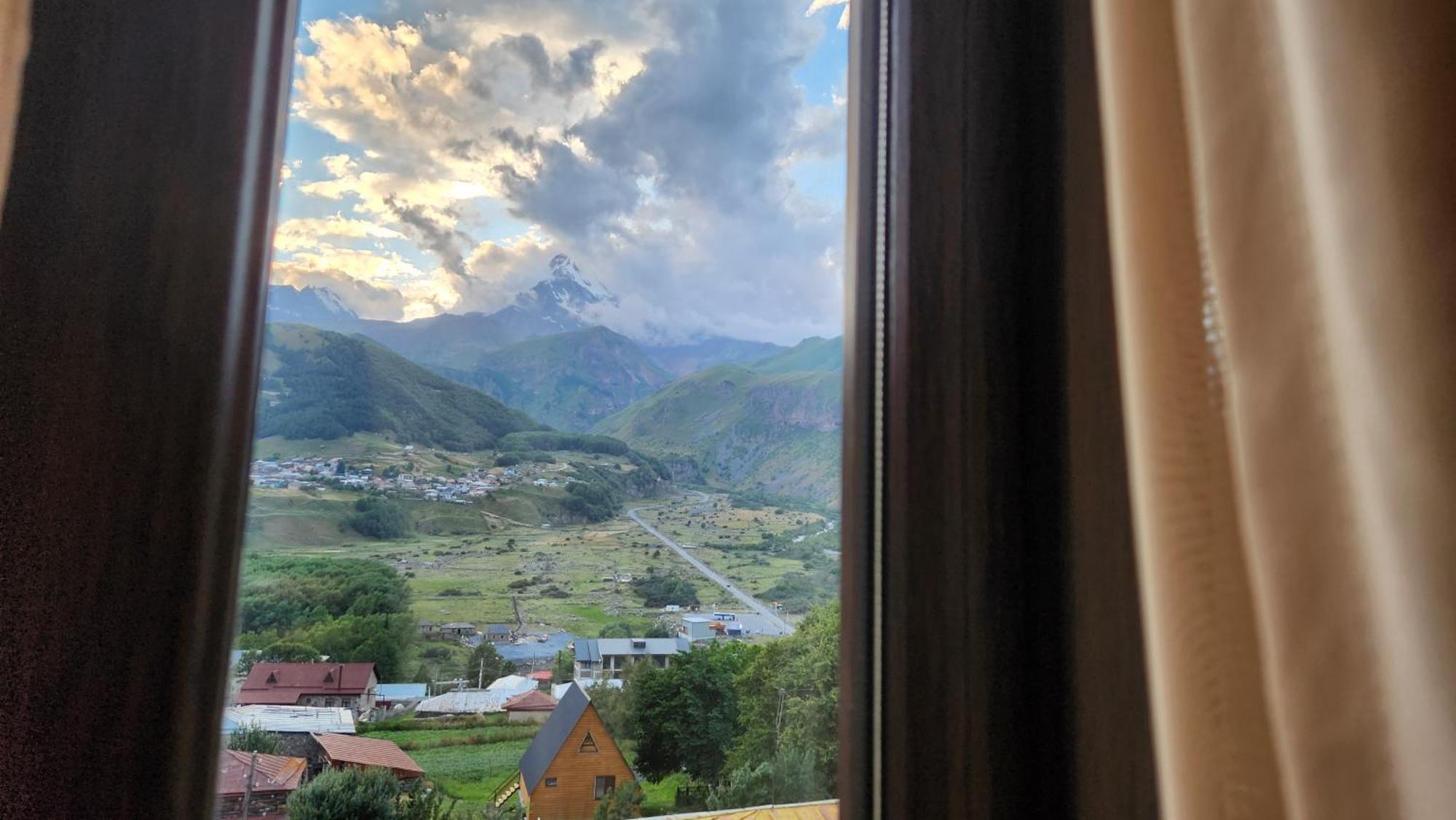 Hotel Toliketi Kazbegi Cameră foto