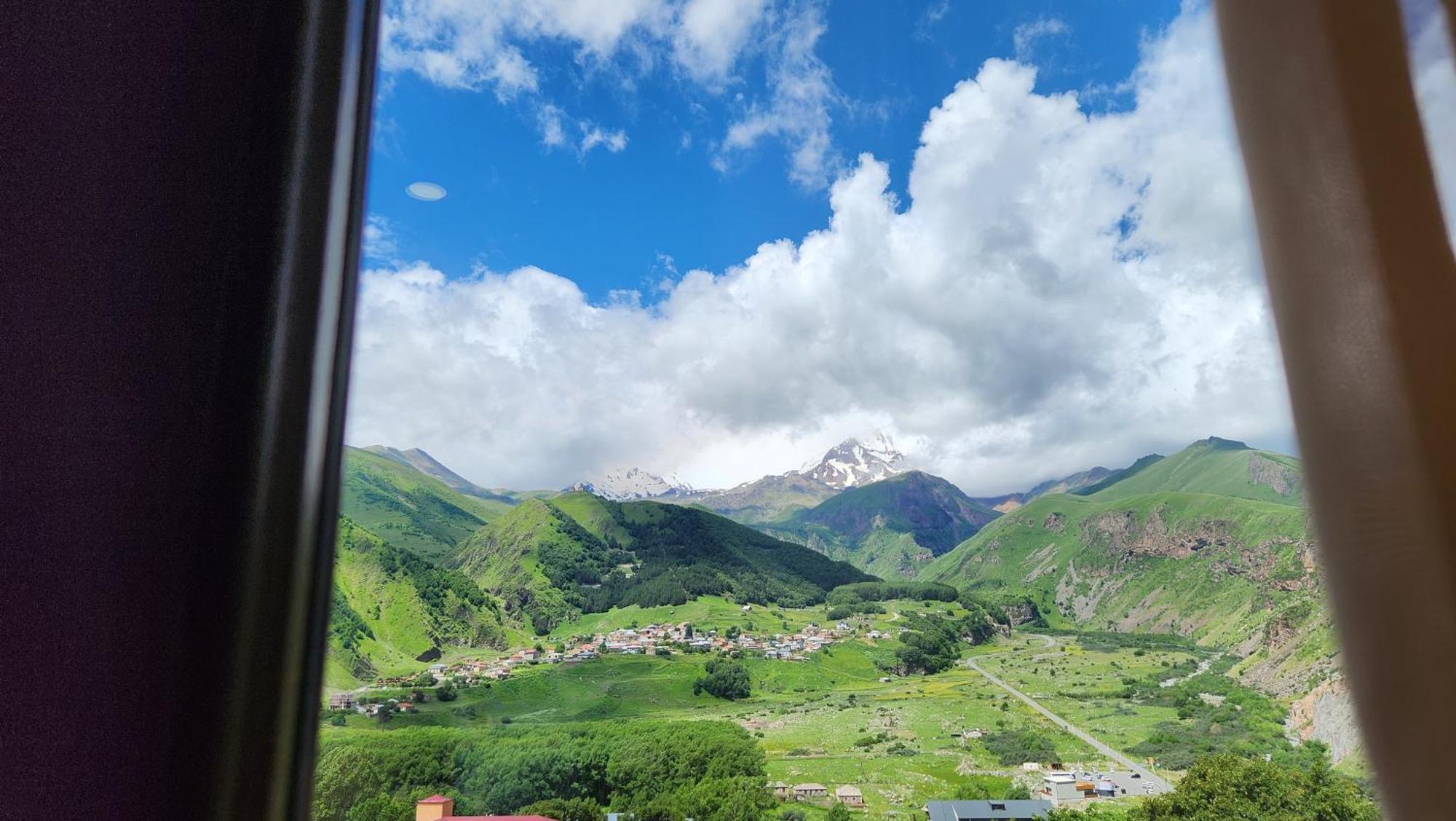 Hotel Toliketi Kazbegi Cameră foto