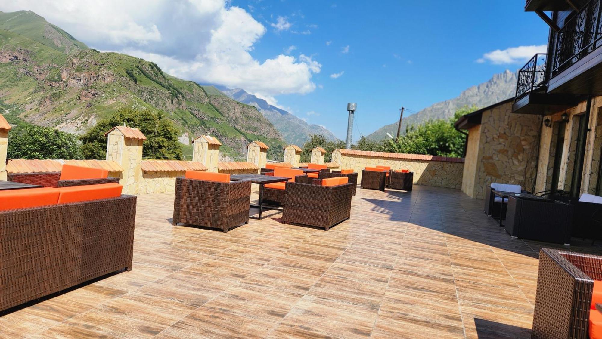 Hotel Toliketi Kazbegi Exterior foto